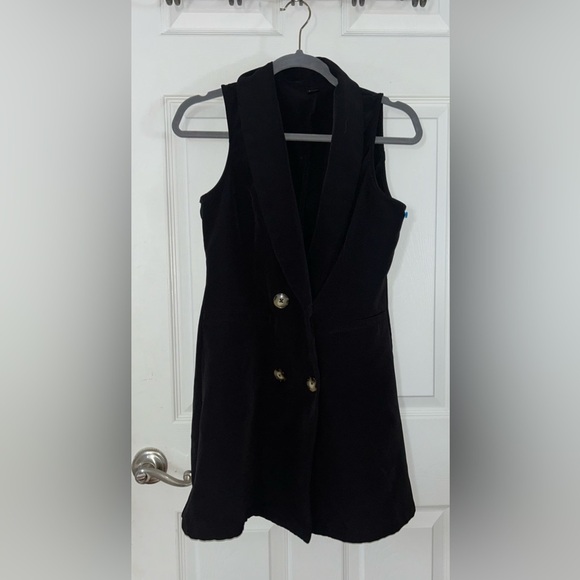 SHEIN Dresses & Skirts - SHEIN Elegant Black Vest Dress Small